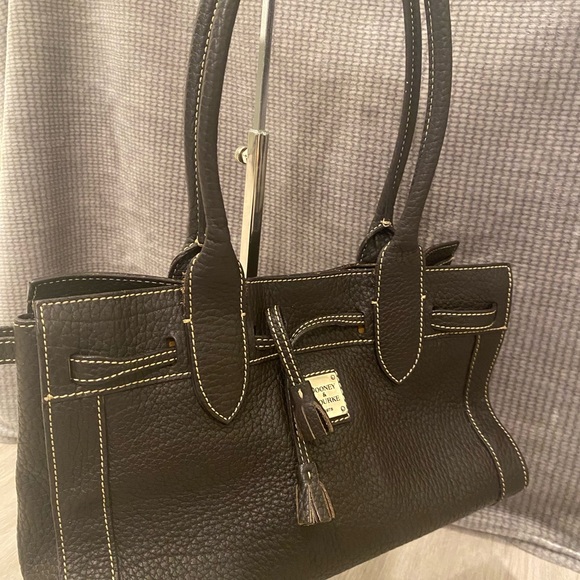 Dooney & Bourke Medium East/West Tote - Picture 4 of 13